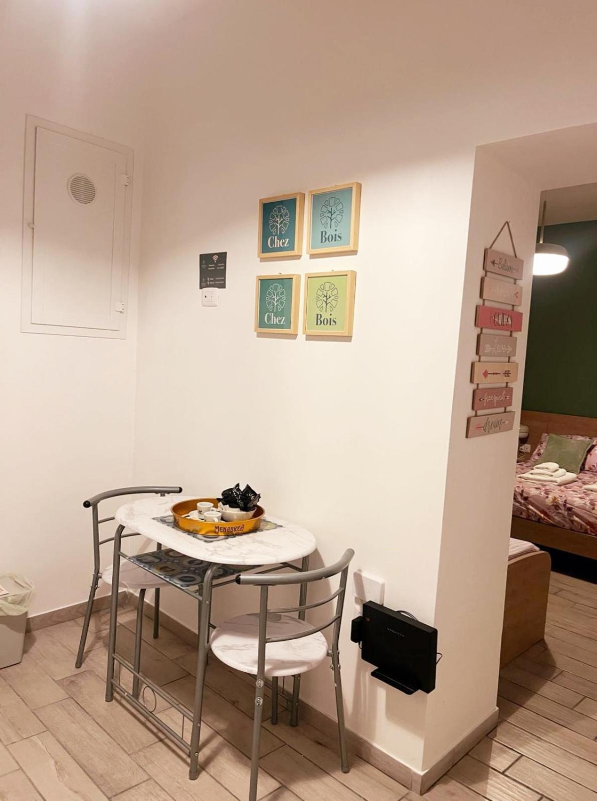 Chez Bois - Suite Apartment Capodimonte Naples Extérieur photo
